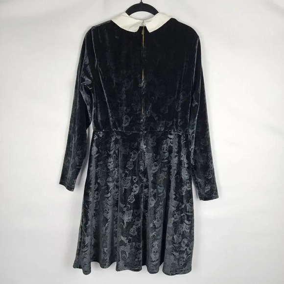 Loungefly Stitch Shoppe DISNEY VILLAINS VELVET EMBOSSED PRINT KIANA Dress Small - Picture 2 of 10